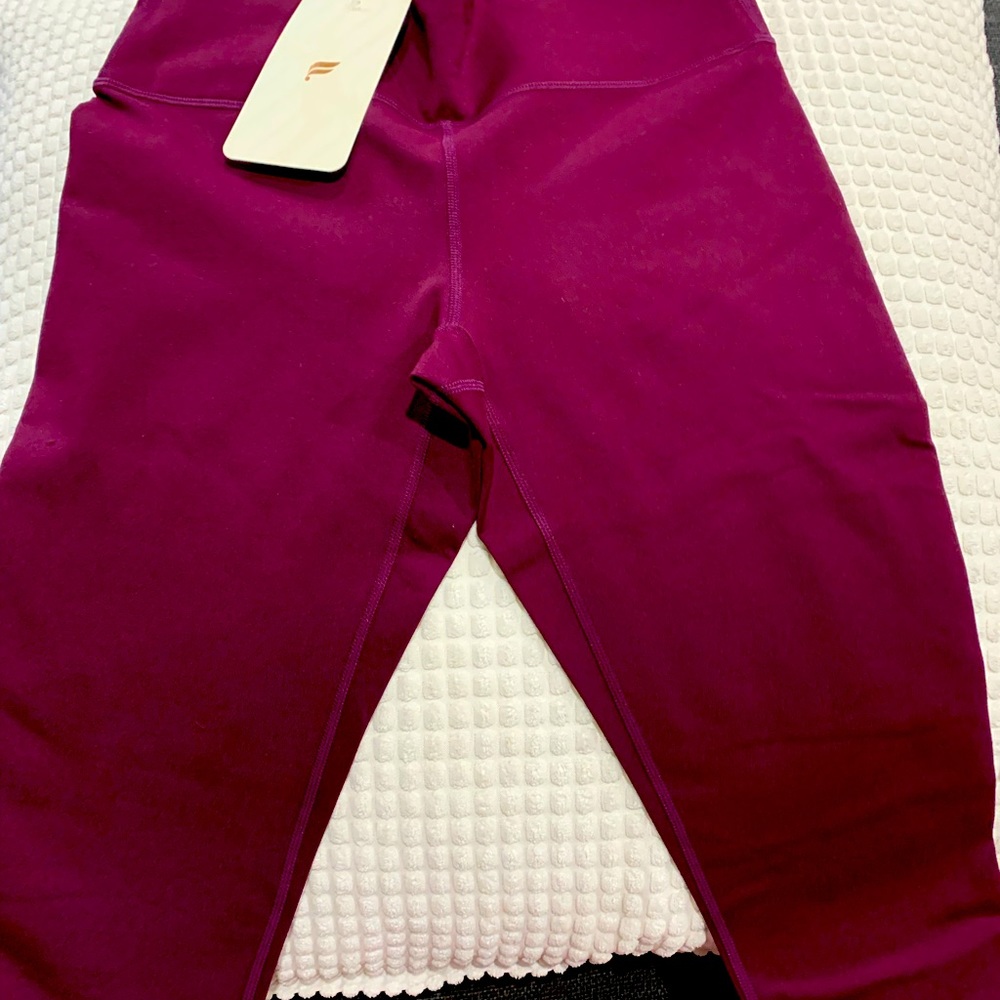 Fabletics hot pink magenta leggings
